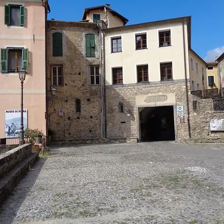 Carrerapiana Apartment *