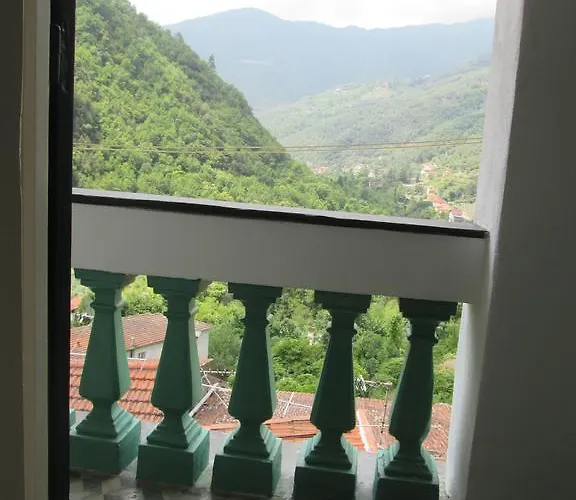 Carrerapiana Apartments *