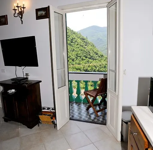 Carrerapiana شقة