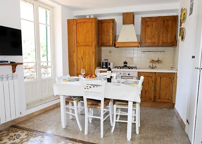 Carrerapiana Apartments * Pigna
