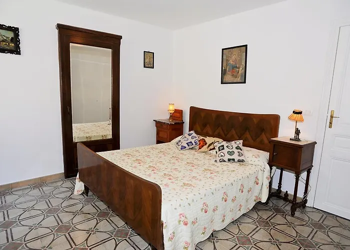 Carrerapiana Apartments Lejlighed *